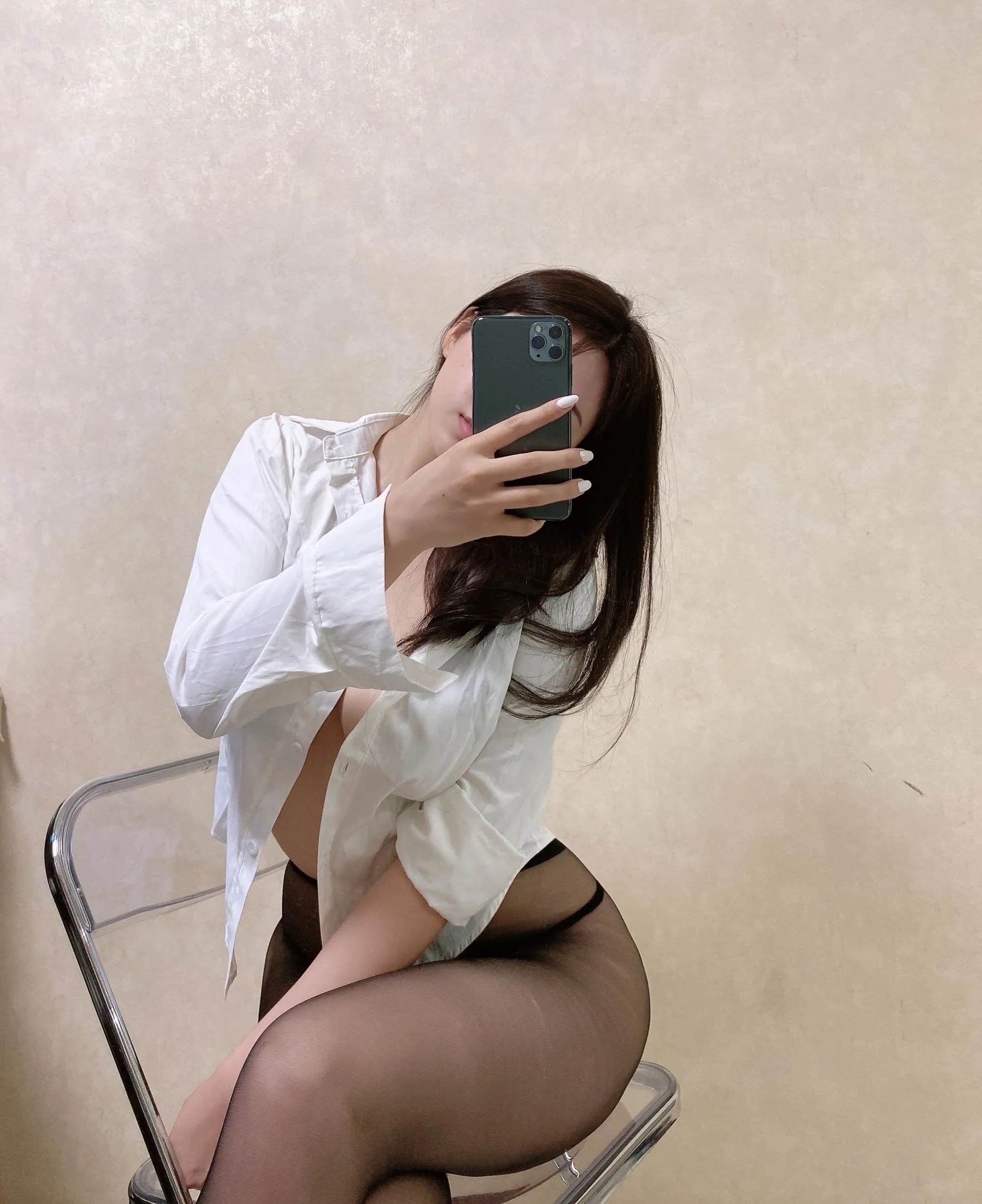 NO.056 奶宝妹纸 – 微密圈系列 秘书的秘密 [24P]插图7